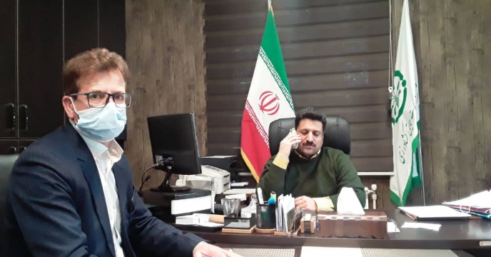 جلسه ی مدیر شرکت خدمات حمایتی کشاورزی لرستان با مسوول بازرگانی وفروش درمورد توزیع کود دی آمونیم فسفات به کارگزاران توزیع نهاده های کشاورزی در استان