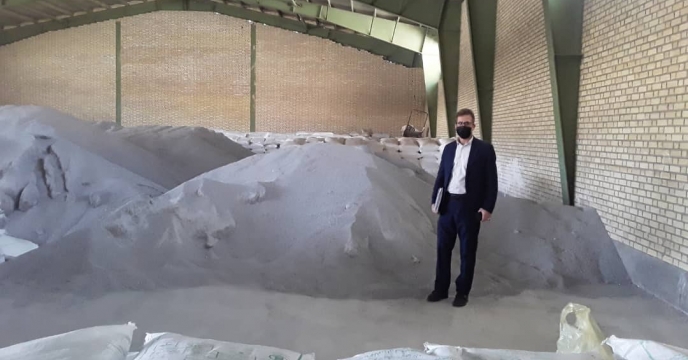 تخلیه میزان 2 هزار تن کود اوره فله (پردیس)  از مبدا بندر امام در انباره های ذخیره شرکت خدمات حمایتی کشاورزی لرستان