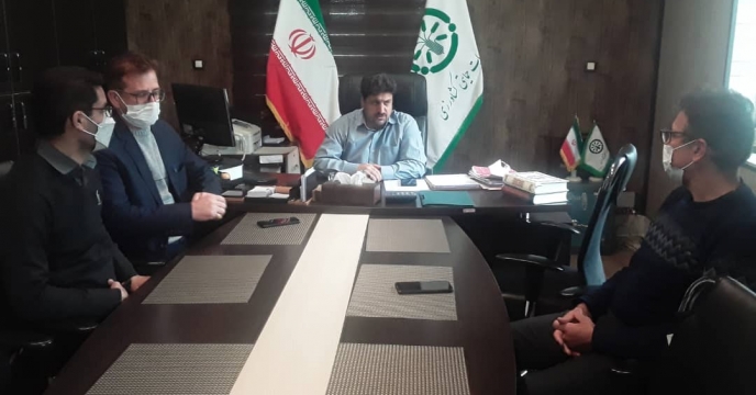 جلسه ی  مشترک مدیر شرکت خدمات حمایتی کشاورزی لرستان باهمکاران بزرگانی ،مالی واداری