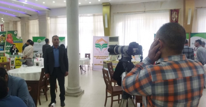 مصاحبه با کارگزارای شهرستان بشرويه درهمايش آموزشي ترويجي و معرفي محصولات سبد کودي شرکت خدمات حمايتي کشاورزي خراسان جنوبي