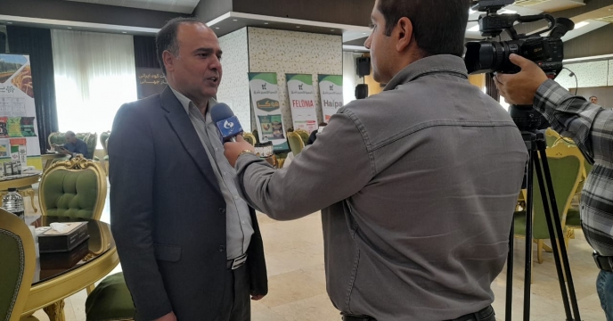 مصاحبه مدیر استان با صدا و سیما در همایش بازاریابی کود استان سمنان