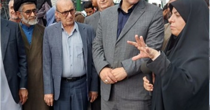 بازدید دکتر محمدی از موکب سنگر سازان همزمان با هفته دولت 