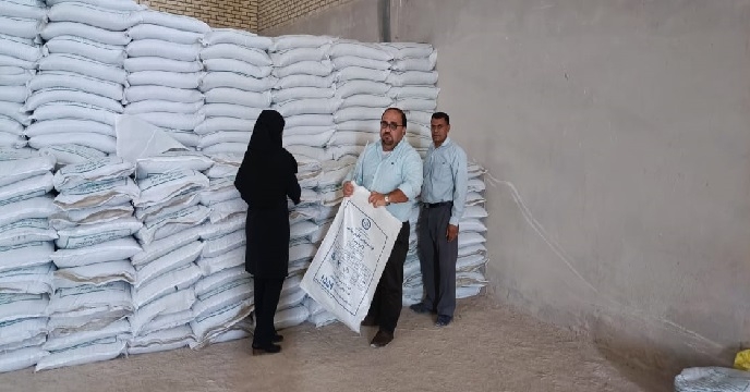 نمونه گیری کود فسفات 13% تولید داخل در استان خوزستان