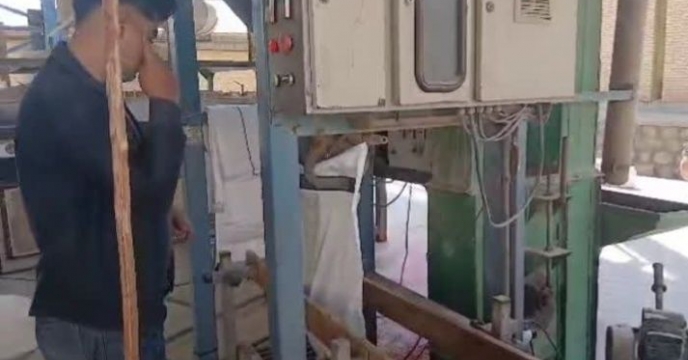 بازدید کارشناس معین شرکت خدمات حمایتی کشاورزی استان چهارمحال و بختیاری از دستگاهها و تجهیزات فرآوری بذر استان