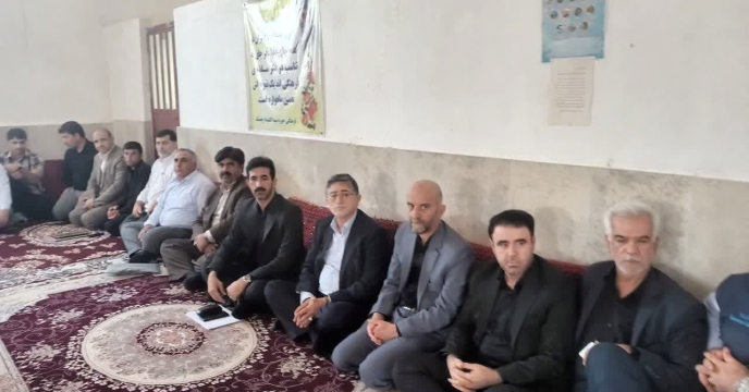 دیدار صمیمانه مدیر شرکت خدمات حمایتی کشاورزی لرستان با سید حمیدرضا کاظمی نماینده مردم شهرستان پلدختر ومعمولان در مجلس شورای اسلامی