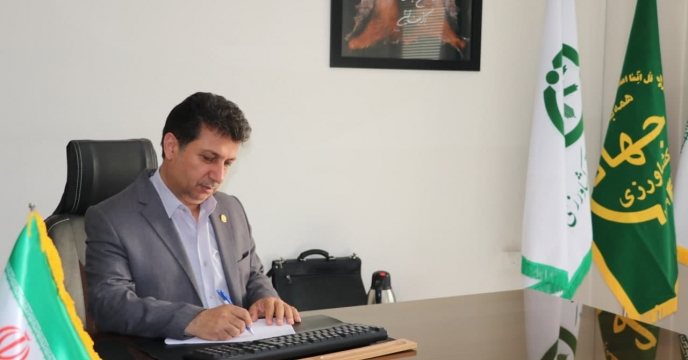 "تقدیر مدیر شرکت خدمات حمایتی کشاورزی استان آذربایجان غربی  از همکاران  و کارگزاران توزیع کود به مناسبت روز جهاد کشاورزی"