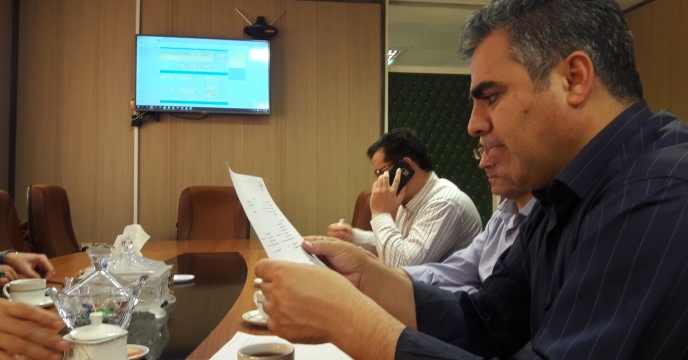 بازگشایی پاکات حراج اثاثه و اسقاطی