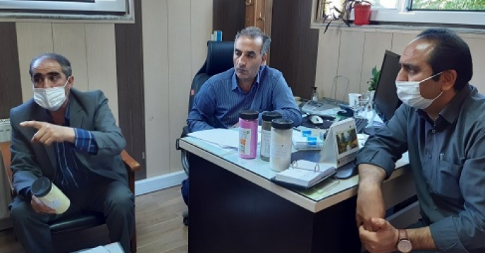 جلسه یی درخصوص کودهای غیر تکلیفی در استان زنجان