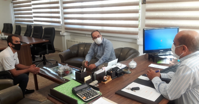 نشست و مذاکره مدیریت البرز با کارگزاری شهرستان نظرآباد