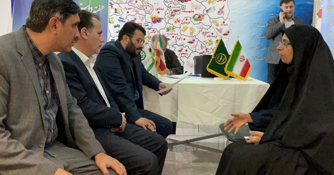 حضور مدیر شرکت خدمات حمایتی کشاورزی خراسان رضوی در میز خدمت هفته دولت