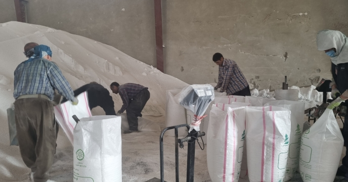 تامین  بیش از 3 هزار و 300 تن کود کشاورزی به شهرستان سلماس در هشت ماه سالجاری