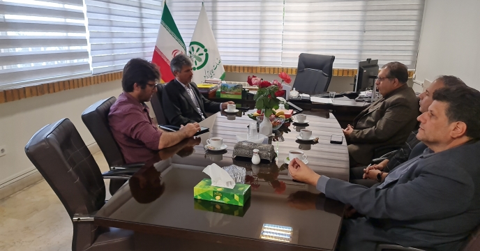 بازدید جناب آقای دکتر کاوند معاون محترم نهال موسسه تحقیقات ثبت و گواهی بذز و نهال
