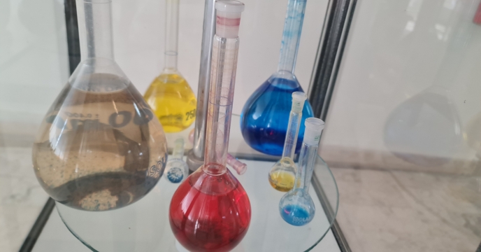 انجام آزمایشات کنترل کیفی کود بر روی نمونه های ارسالی از شرکت خدمات حمایتی استانهای گیلان و کرمانشاه