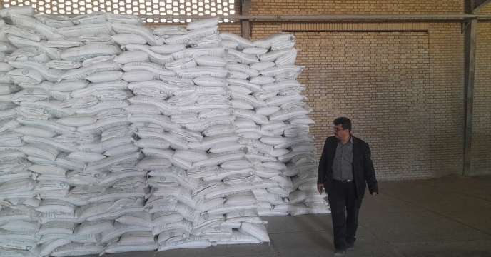 رشد توزیع نهاده‌های کشاورزی در شهرستان بافق در بستر الکترونیکی