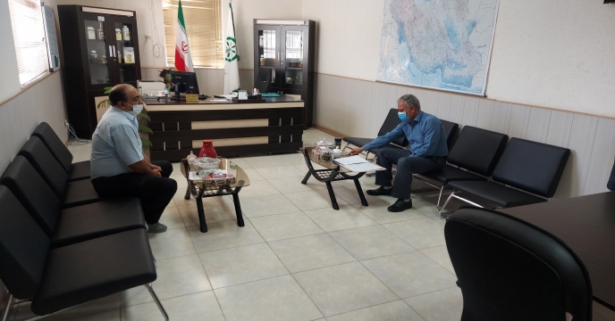 ديدار و نشست آقاى اللهیاری کارگزار تعاونی روستای چاهکوتاه با مدیر شرکت خدمات حمایتی کشاورزی استان بوشهر