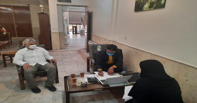 نشست مدیر خدمات حمایتی کشاورزی استان یزد با مدیر اتحادیه گلخانه داران استان