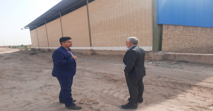 بازدید کارشناس ترویج سازمان جهاد کشاورزی استان از انبار نصرت آباد یزد