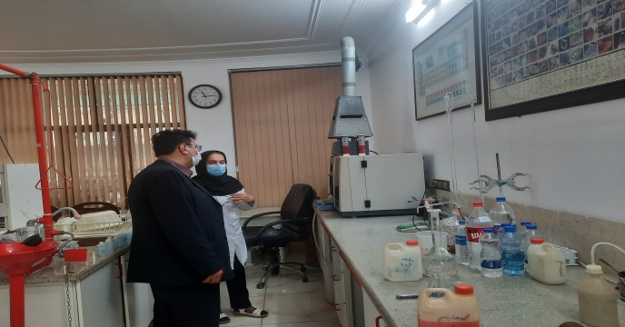 بازدید از آزمایشگاه جهان آزما بهین به منظور بررسی آزمایشگاه های معتبر استان