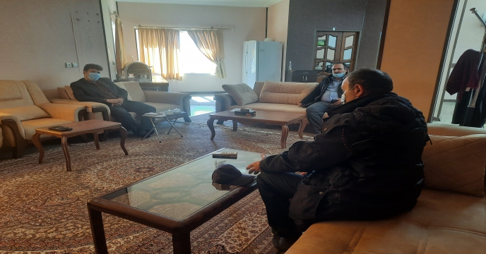 جلسه مدیر شرکت خدمات حمایتی کشاورزی استان یزد با مسئول فنی شرکت کیمیاداران کویر