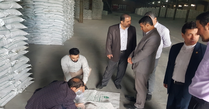 بازدید مشاور عالی معاونت محترم فنی شرکت خدمات حمایتی کشاورزی کشور از انبارهای شرکت خدمات حمایتی کشاورزی استان آذربایجان غربی