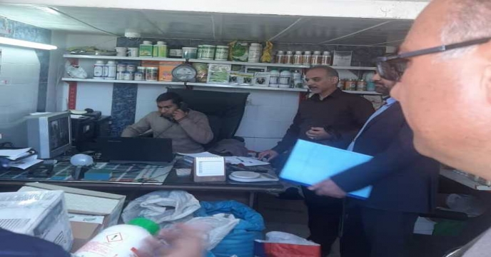 بازدید میدانی از فروشگاههای توزیع کود و سم شهرستان فسا استان فارس