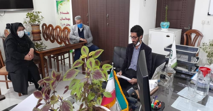 جلسه مدیر استان با کارکنان