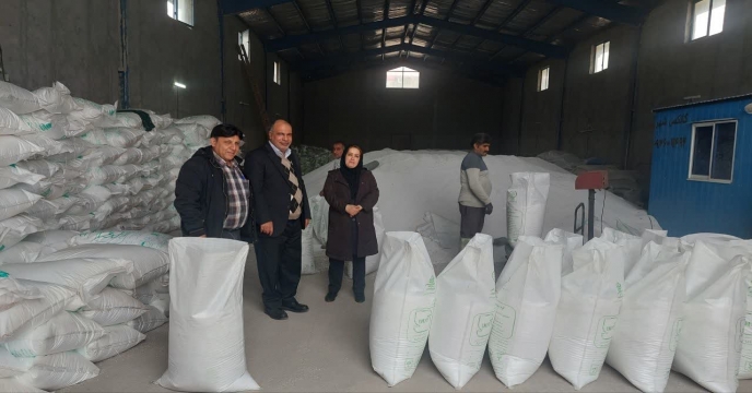 بازدید مدیرشرکت خدمات حمایتی کشاورزی استان تهران از وضعیت موجودی کود در انبارهای جنوب شرق استان تهران