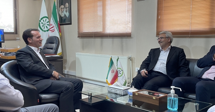 نشست صمیمی