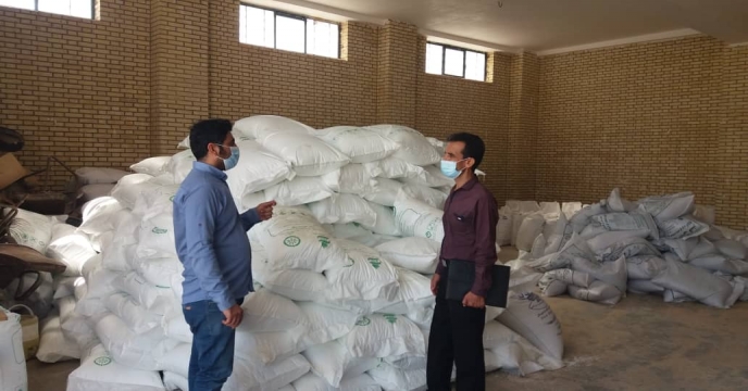 بازدید گروه کنترل و پایش استان از انبار کارگزاری دهستان رودحله شمالی شهرستان گناوه