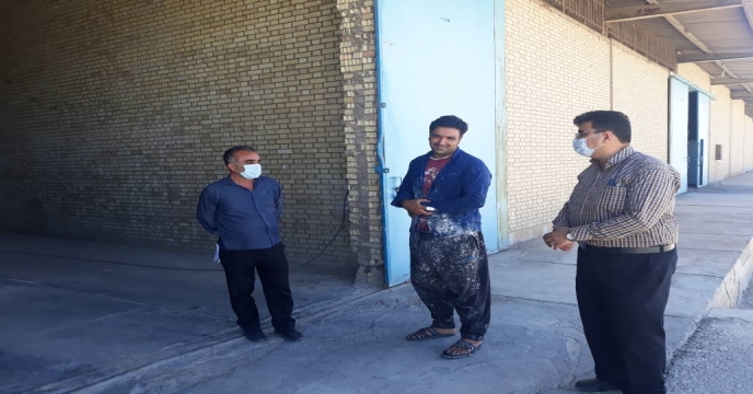 بازدید معاونت شرکت خدمات حمایتی کشاورزی استان یزد از انبار کود