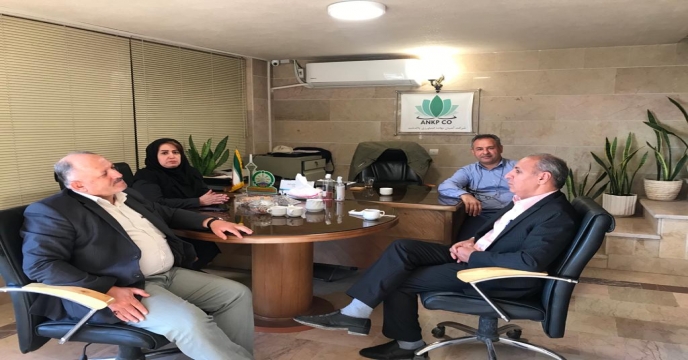 بازدید سرزده از کارگزاری آقای حسینی نصر
