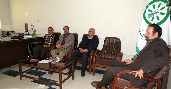 روند نظارت و پایش توزیع کود توسط کارگزاری های تعاون روستایی استان همدان مورد بررسی قرار گرفت .