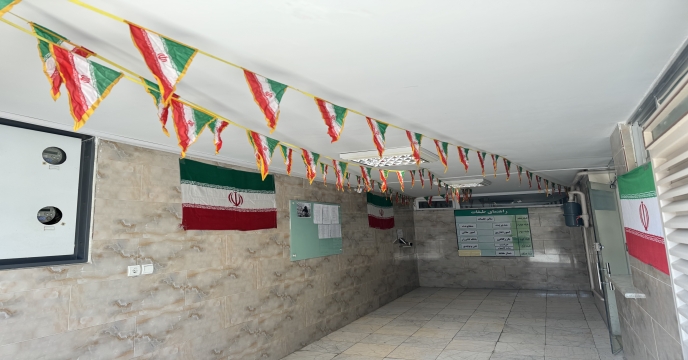  آذین بندی و نصب پرچم 
