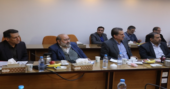 ادامه عملیات حمل ریلی از مبدأ پتروشیمی شیراز به مقصد استان آذربایجان شرقی 