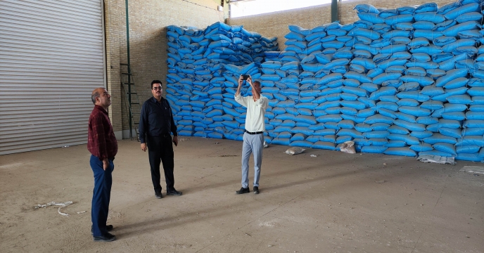 بازدید کارشناس نگهداری و توزیع از انبار نصرت آباد یزد