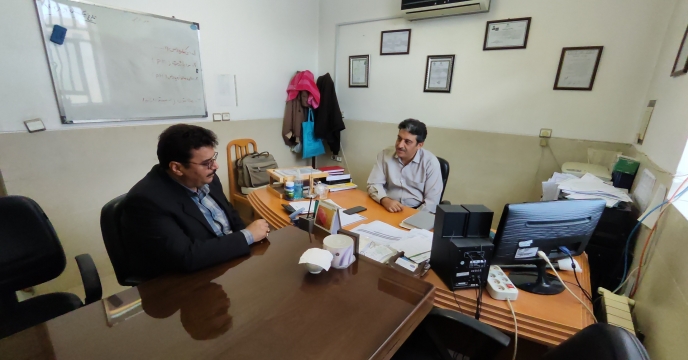 بازدید مدیر از کارخانه اکسیر کشاورزی یزد