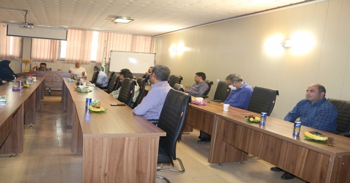بررسی و برنامه ریزی جذب سهمیه کودی شهرستان رباط کریم