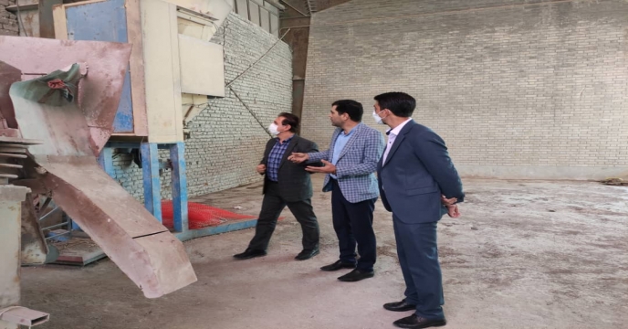بازدید مدیر شرکت خدمات حمایتی کشاورزی استان آذربایجان غربی از کارخانه آذر کیمیا اکسید و اکسیر