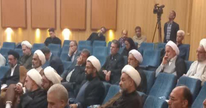 برگزاری همایش ائمه جمعه و مدیران بخش کشاورزی استان مرکزی در محل سالن اجتماعات پژوهشکده گل و گیاه محلات 11 مرداد ماه 1402