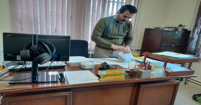بازدید مهندس سلیمی مشاور محترم مدیر عامل از ستاد جهت بازدید از انبارهای استان مرکزی و عملیات نمونه برداری از کود تولید داخلی – بهمن ماه 1402