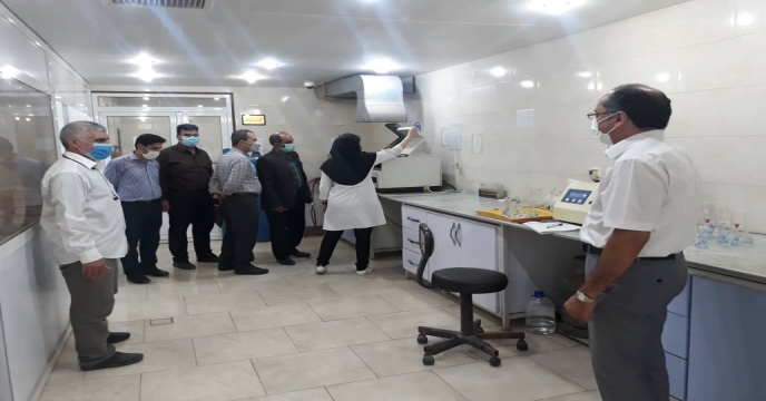 بازدید نمایندگان مرکز تحقیقات علمی کاربردی از دو مرکز آزمایشگاهی یزد