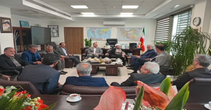 دیدار رئیس سازمان جهاد کشاورزی استان مرکزی با معاون وزیر جهاد کشاورزی در امور زراعت ، دکتر آنجفی و حضور مهندس موسوی مدیر شرکت خدمات حمایتی استان مرکزی 