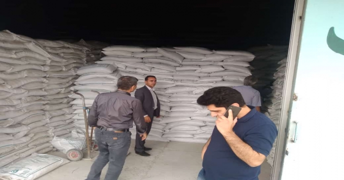 ارسال انواع کود از انبار مرکزی به مقصد کارگزاری های استان