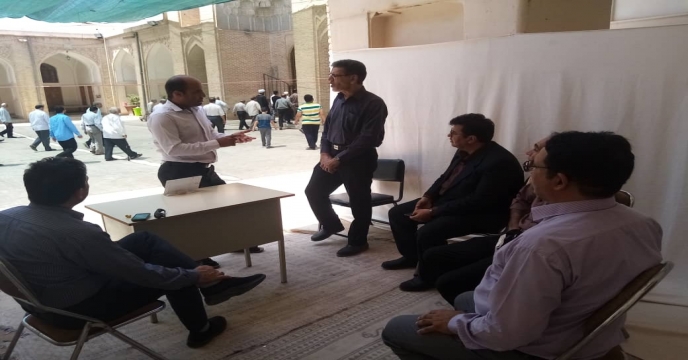 حضور سرپرست شرکت خدمات حمایتی کشاورزی استان یزد در میز خدمت نماز جمعه