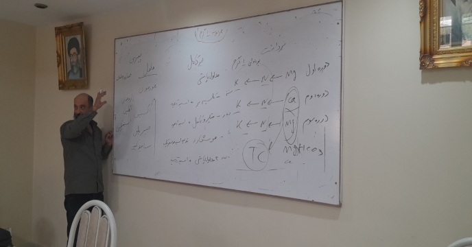 برگزاری هفته ای دوره آموزشی با همکاری شرکت خدمات حمایتی کشاورزی و مرکز خدمات حومه شهرستان اراک