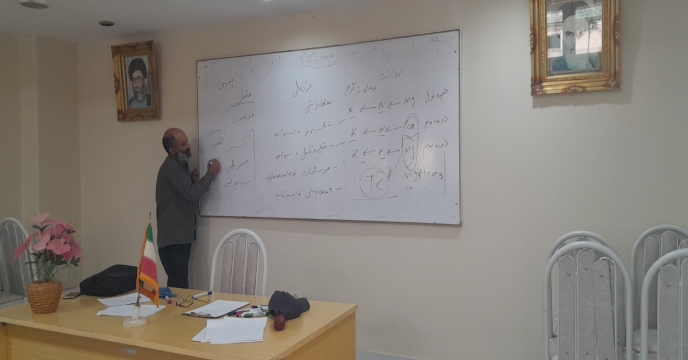برگزاری هفته ای دوره آموزشی با همکاری شرکت خدمات حمایتی کشاورزی و مرکز خدمات حومه شهرستان اراک