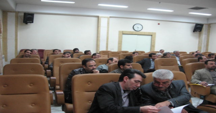 حضور همکاران و کارشناسان شرکت خدمات حمایتی کشاورزی استان مرکزی در کلاسها و دوره های آموزشی هواشناسی مستقر در اداره هواشناسی استان مرکزی