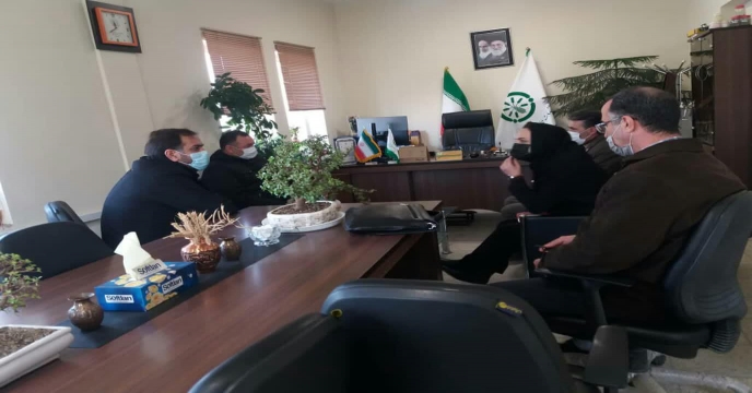 جلسه بررسی مشگلات کود مدیران جهادکشاورزی اراک و حومه با مدیر شرکت خدمات حمایتی – اردیبهشت 1401