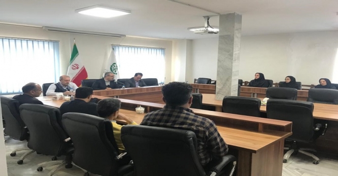 نشست نائب رئیس محترم کمیسیون کشاورزی مجلس شورای اسلامی با همکاران شرکت خدمات حمایتی کشاورزی استان آذربایجان غربی