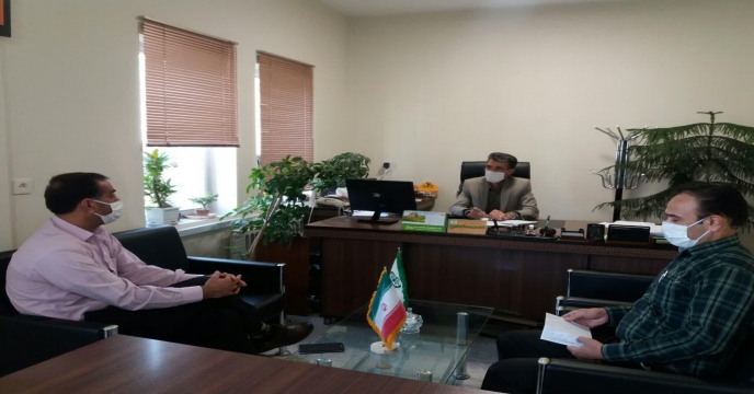 ضرورت استفاده از ماسک توسط کارکنان شرکت خدمات حمایتی کشاورز ی استان مرکزی